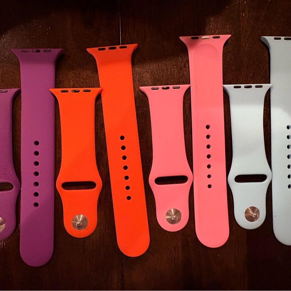 Apple Watch Series 2, Rose Gold - Picture 4 of 4